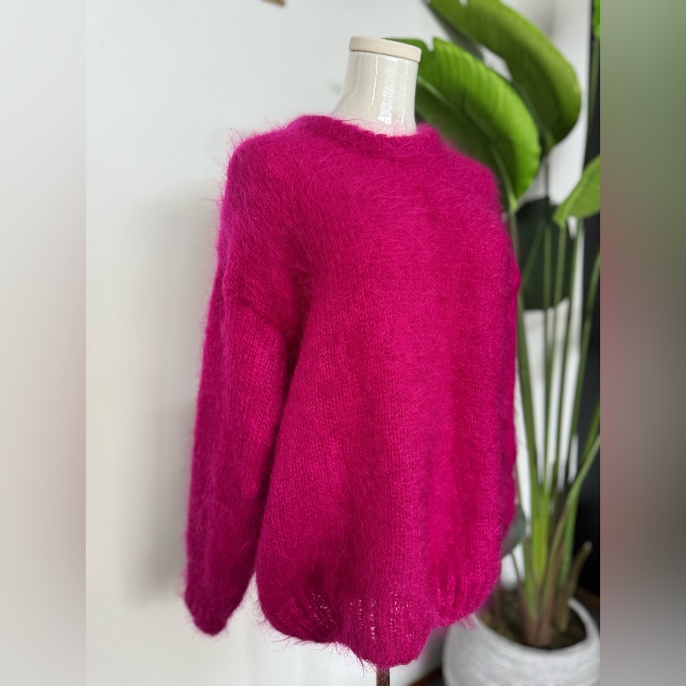 Vintage Mohair fuzzy Pink Sweater